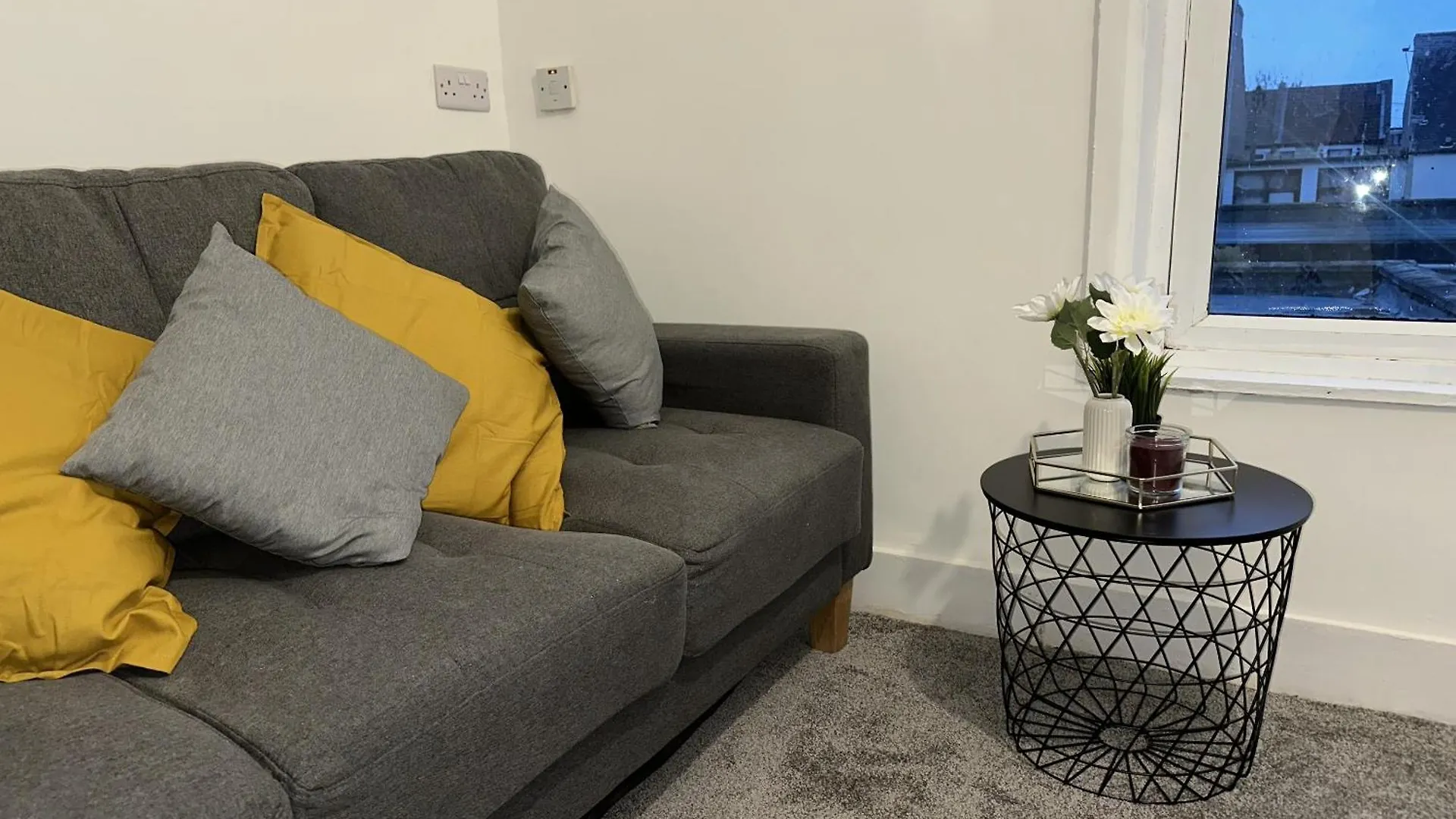 度假居 Cozy 2 Bed Home In Ilford- Contractors & Groups Welcome 伦敦
