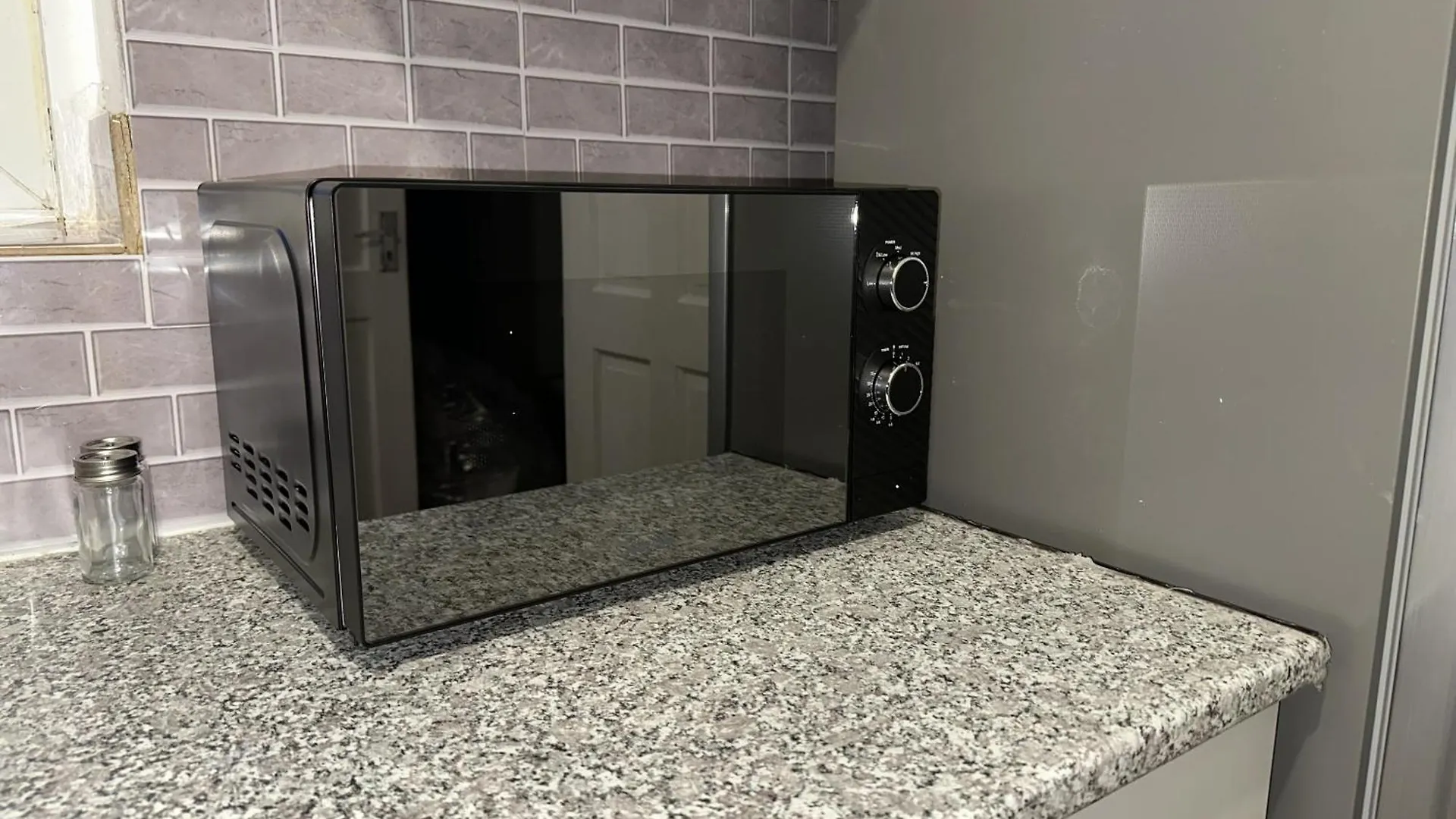 Cozy 2 Bed Home In Ilford- Contractors & Groups Welcome 伦敦